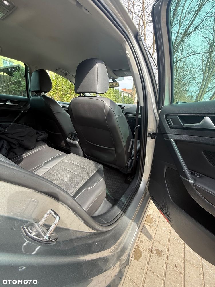 Volkswagen Golf 1.2 TSI Highline DSG - 15