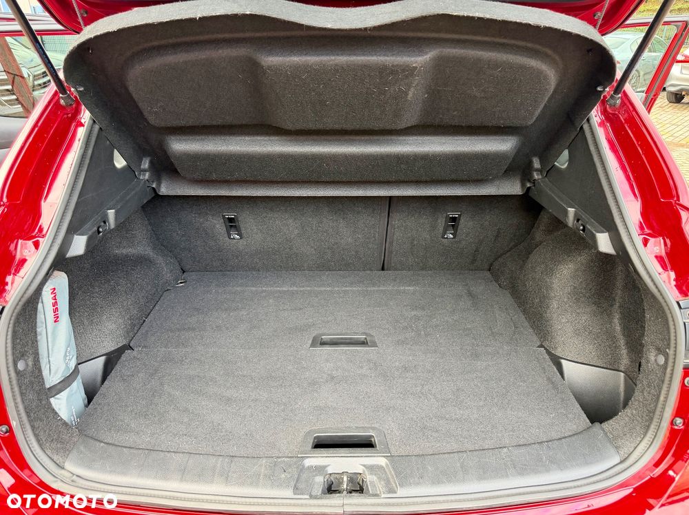 Nissan Qashqai 1.6 DIG-T N-Connecta - 19