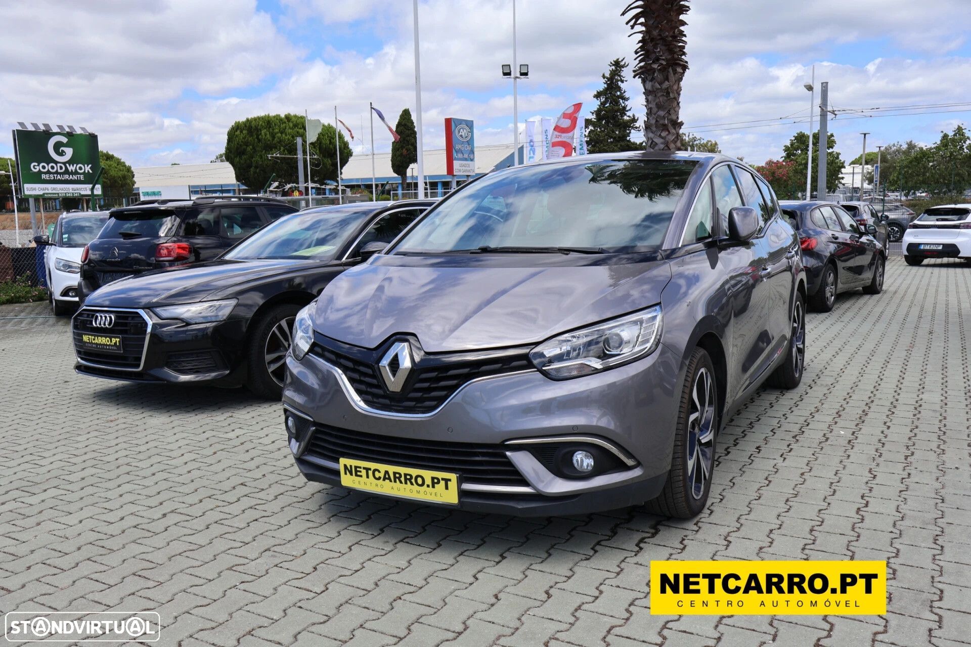 Renault Grand Scénic - 1