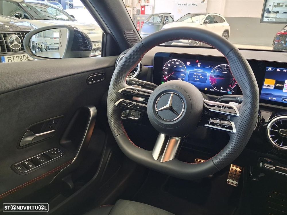 Mercedes-Benz A 180 d - 18