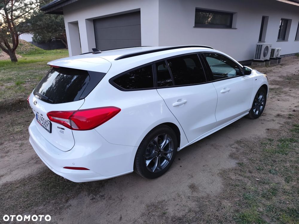Ford Focus 1.0 EcoBoost Hybrid ST-LINE STYLE - 10