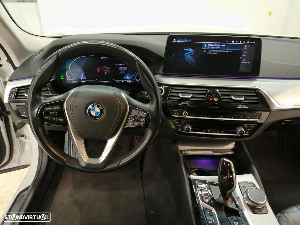 BMW 520 e - 8