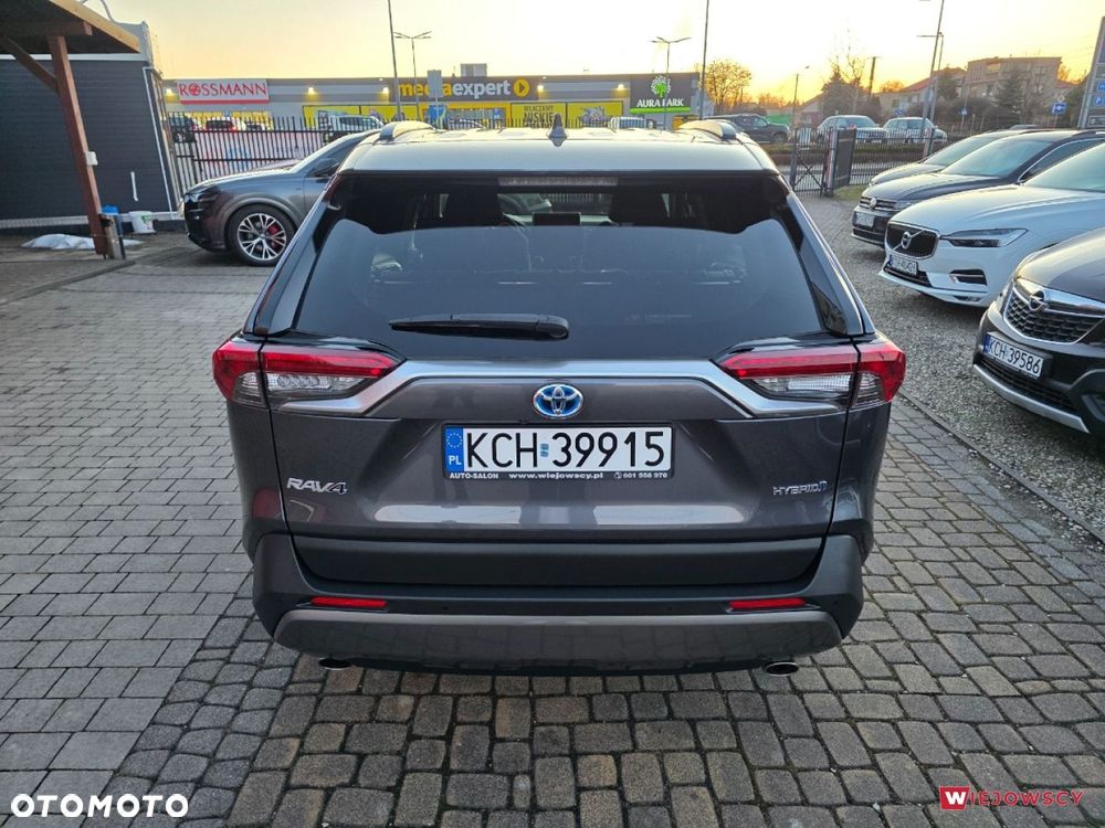 Toyota RAV4 - 10