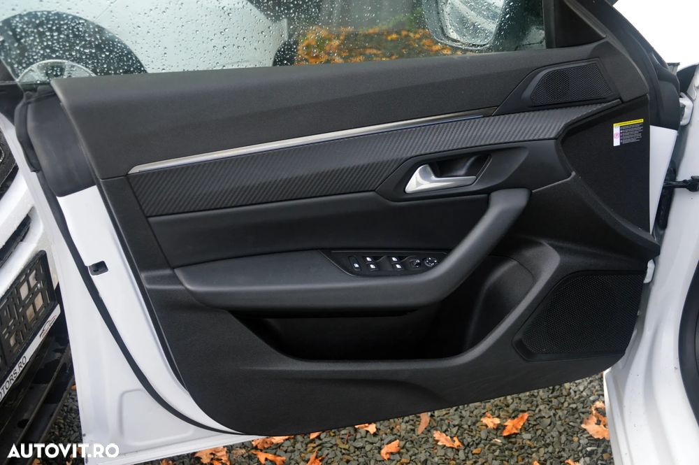 Peugeot 508 225 e-EAT8 Allure - 22