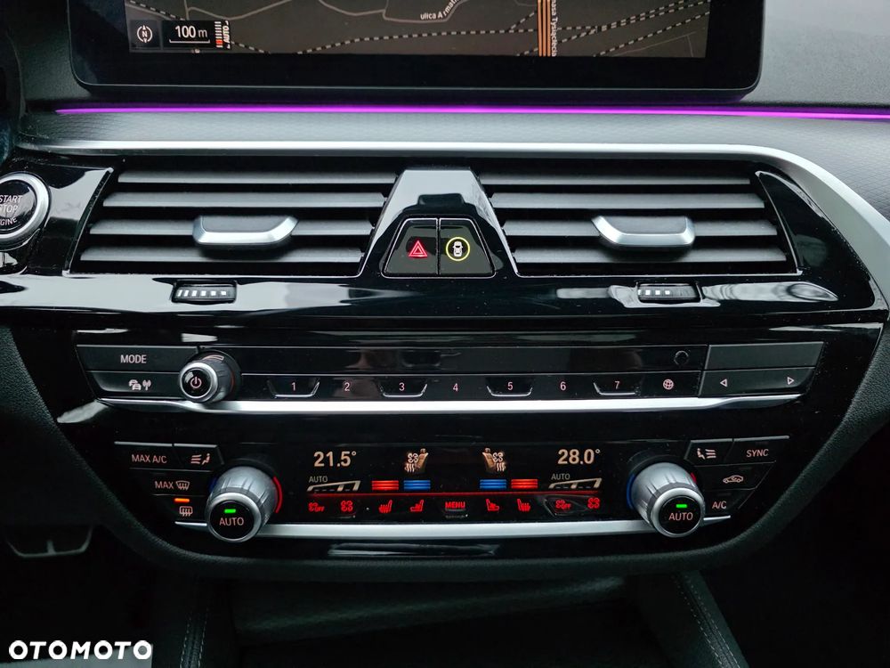 BMW Seria 5 520d M Sport sport - 18