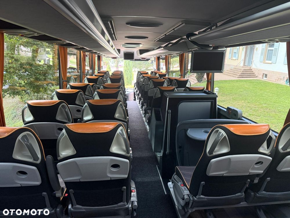 Mercedes-Benz Tourismo - 14