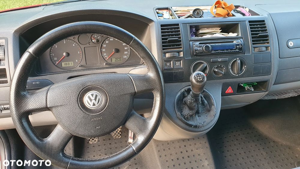 Volkswagen Transporter - 11