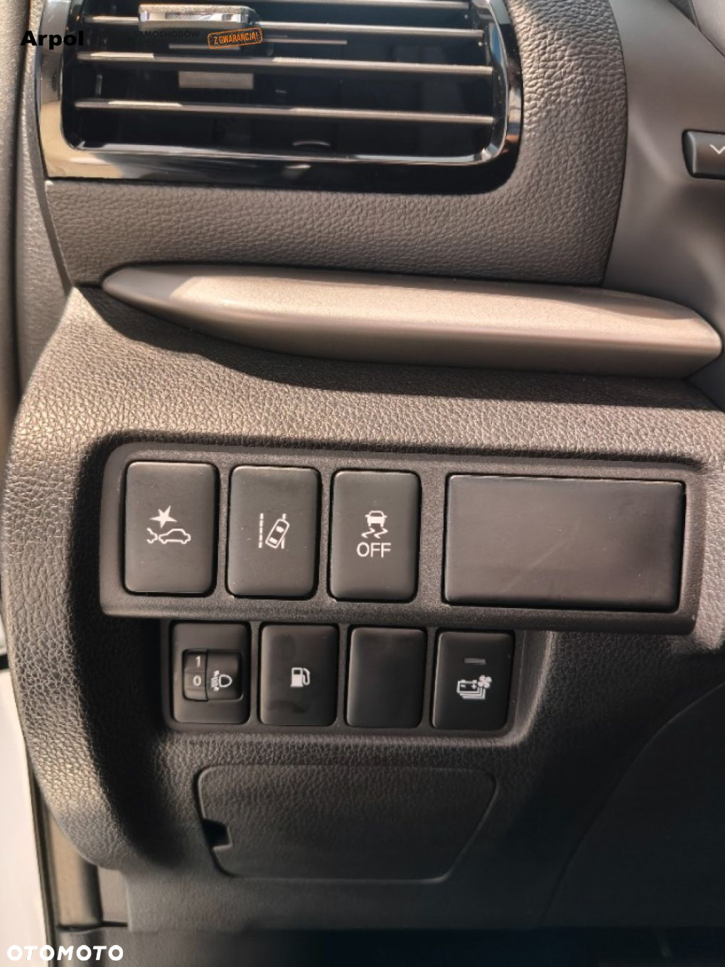 Mitsubishi Eclipse Cross - 10