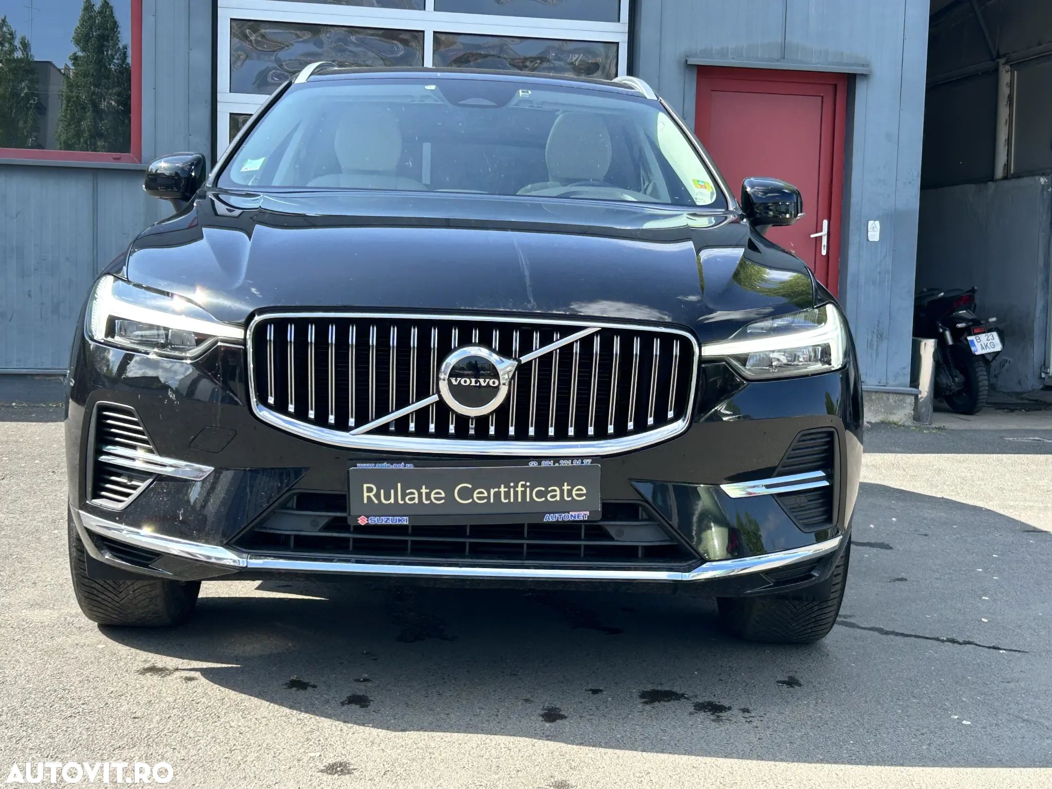 Volvo XC 60 Recharge T6 Twin Engine eAWD Inscription Expression - 1