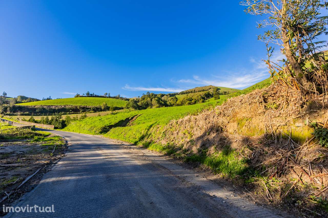 Terreno Rústico - Vila Franca do Campo - Grande imagem: 3/5