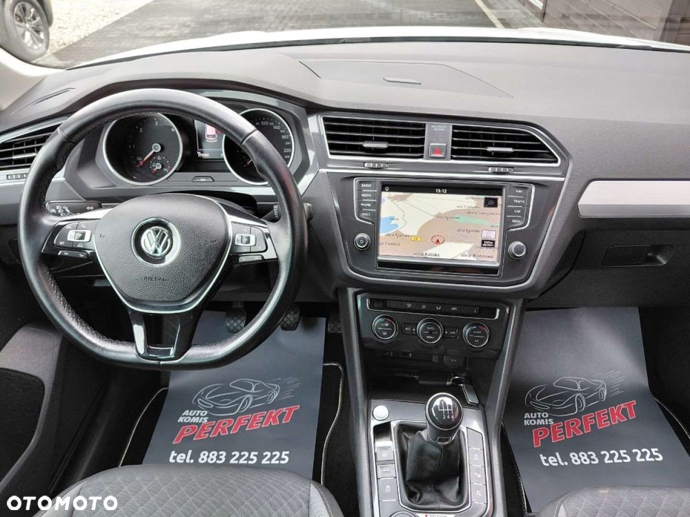 Volkswagen Tiguan - 19