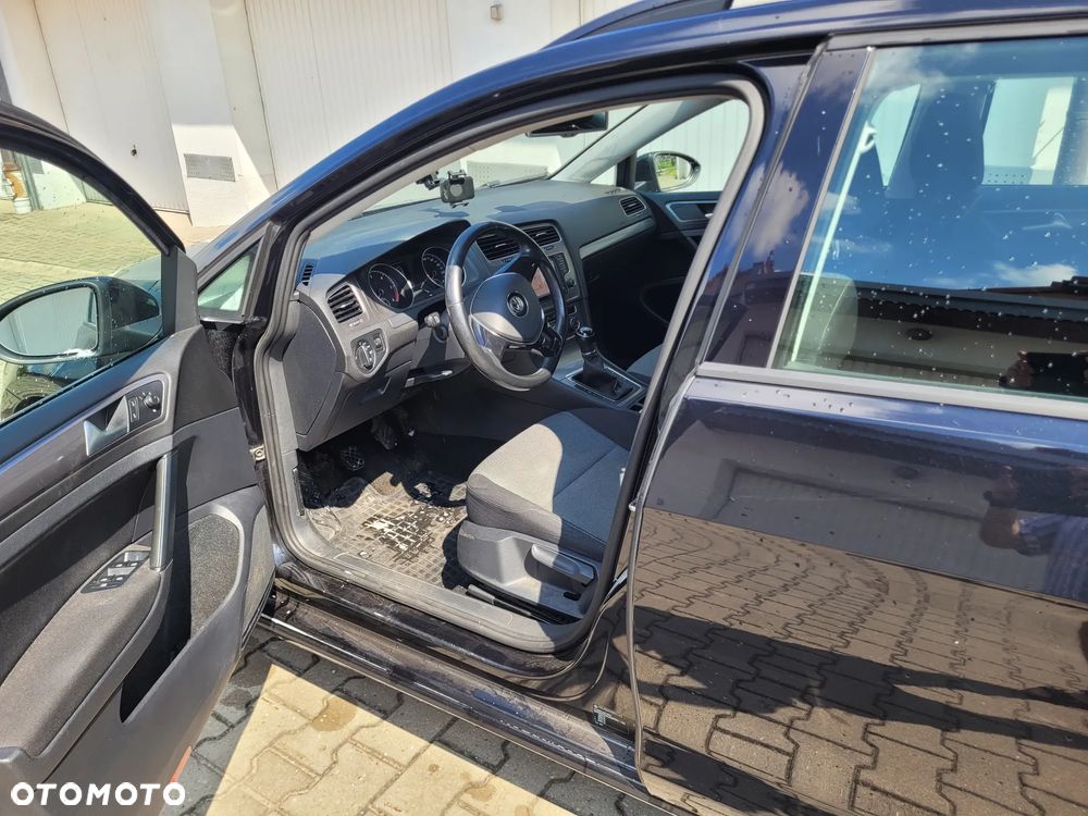 Volkswagen Golf 1.6 TDI BlueMotion Trendline - 6