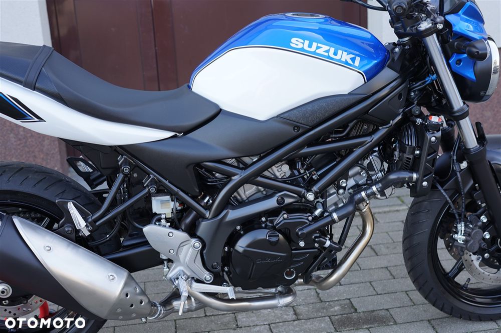 Suzuki SV - 10