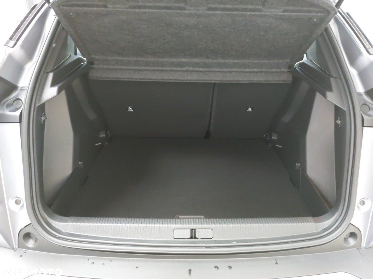 Peugeot 2008 - 7