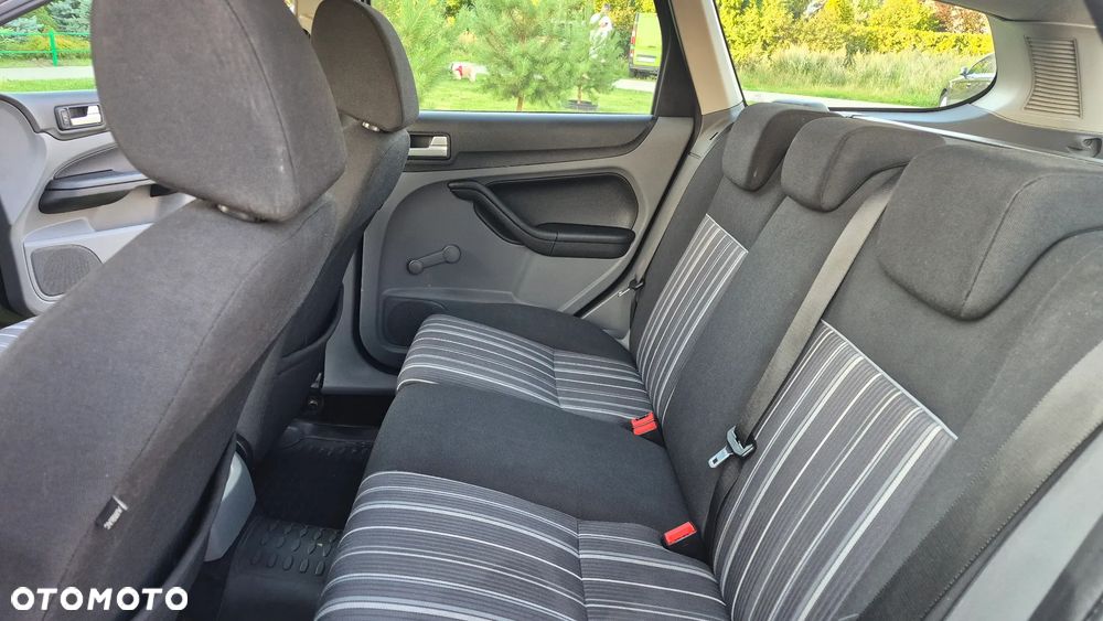 Ford Focus - 15
