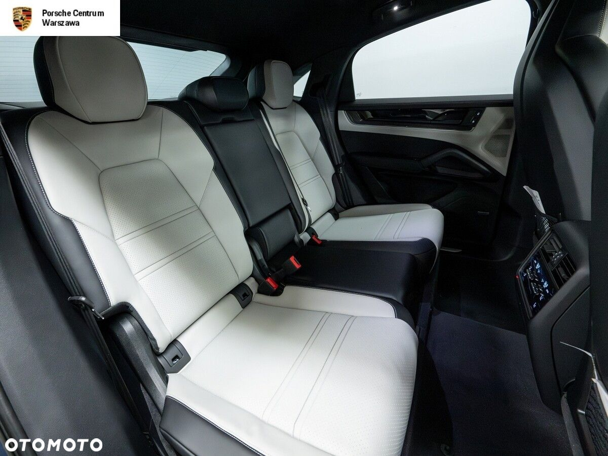 Porsche Cayenne - 15