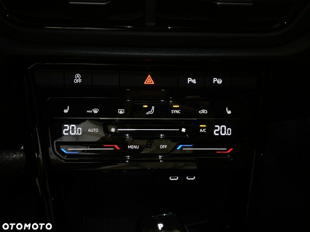 Volkswagen T-Roc - 19