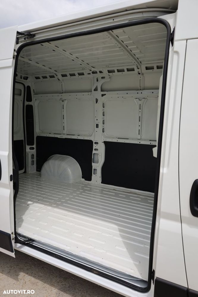 Peugeot Boxer L2H2 2.0 BLUEHDI 130cp - 14