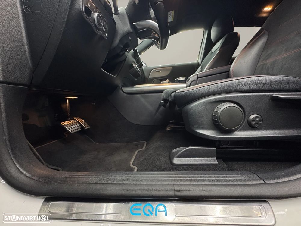 Mercedes-Benz EQA 250 AMG Line - 12