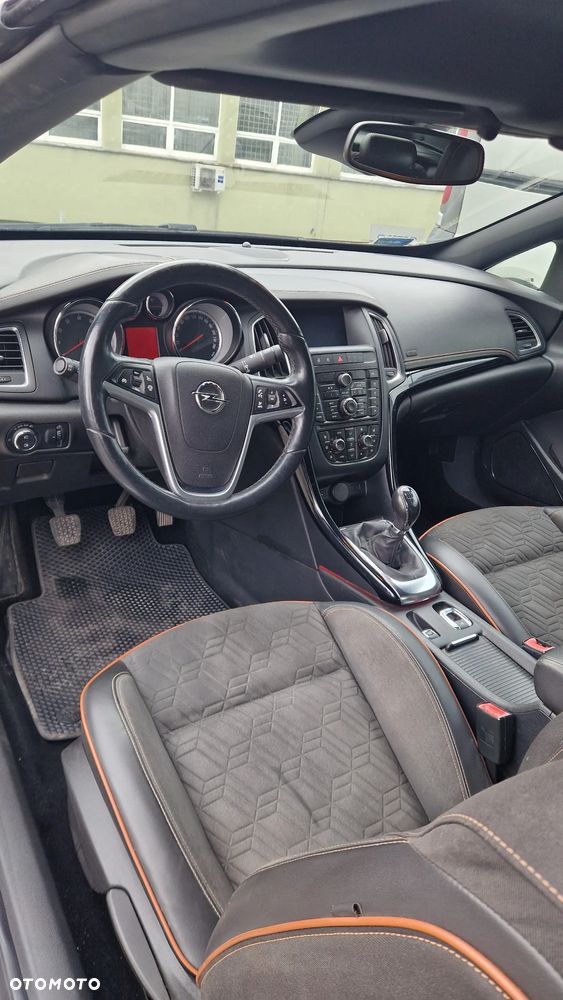 Opel Cascada 1.4 T Cosmo EU6 - 9