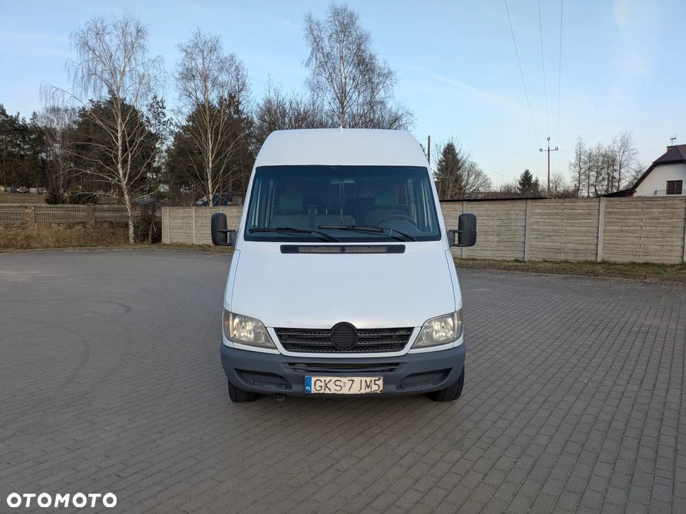 Mercedes-Benz Sprinter 906.211 - 2