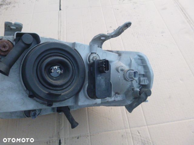 LAMPA PRAWY PRZÓD PRAWA PRZEDNIA CHEVROLET AVEO T200 03-07 - 12