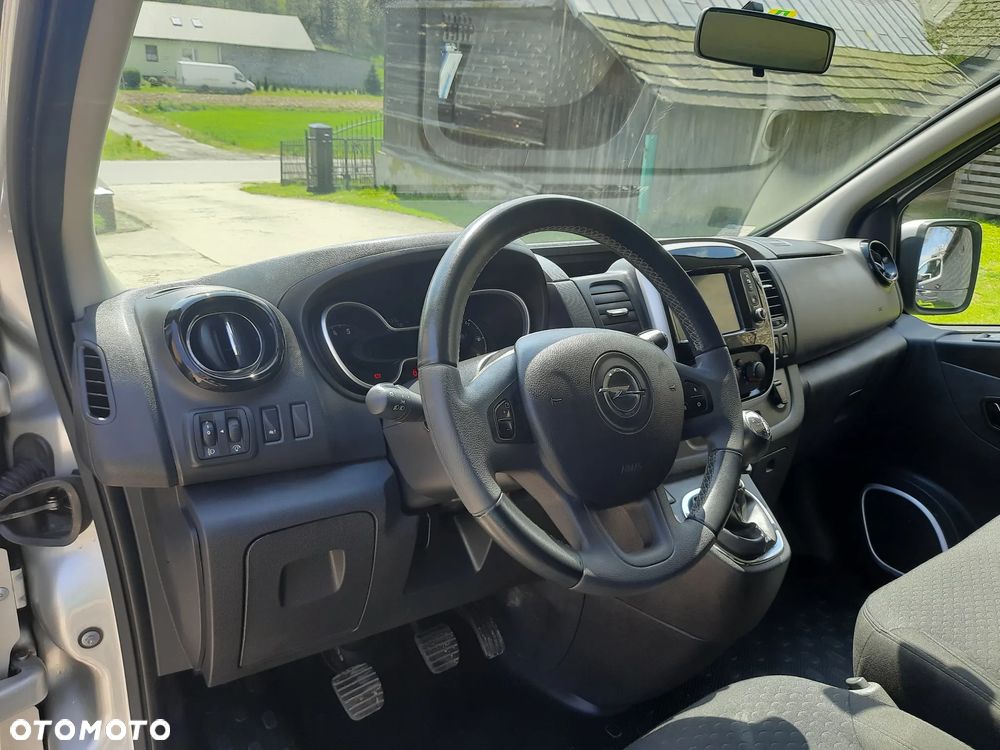 Opel Vivaro L2H1 2,9t Elegance Business - 8