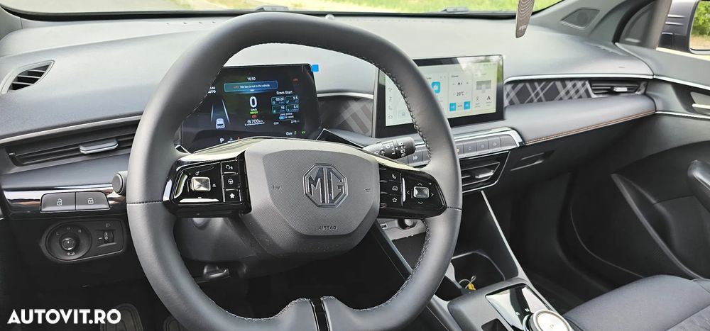 MG MG3 1.5 GDI HEV Exclusive - 3