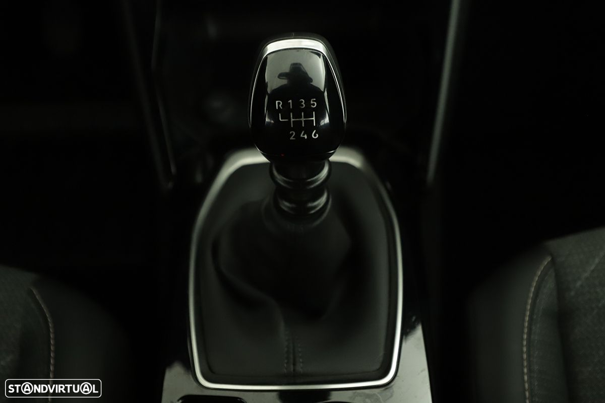 Peugeot 2008 1.2 PureTech Allure - 15