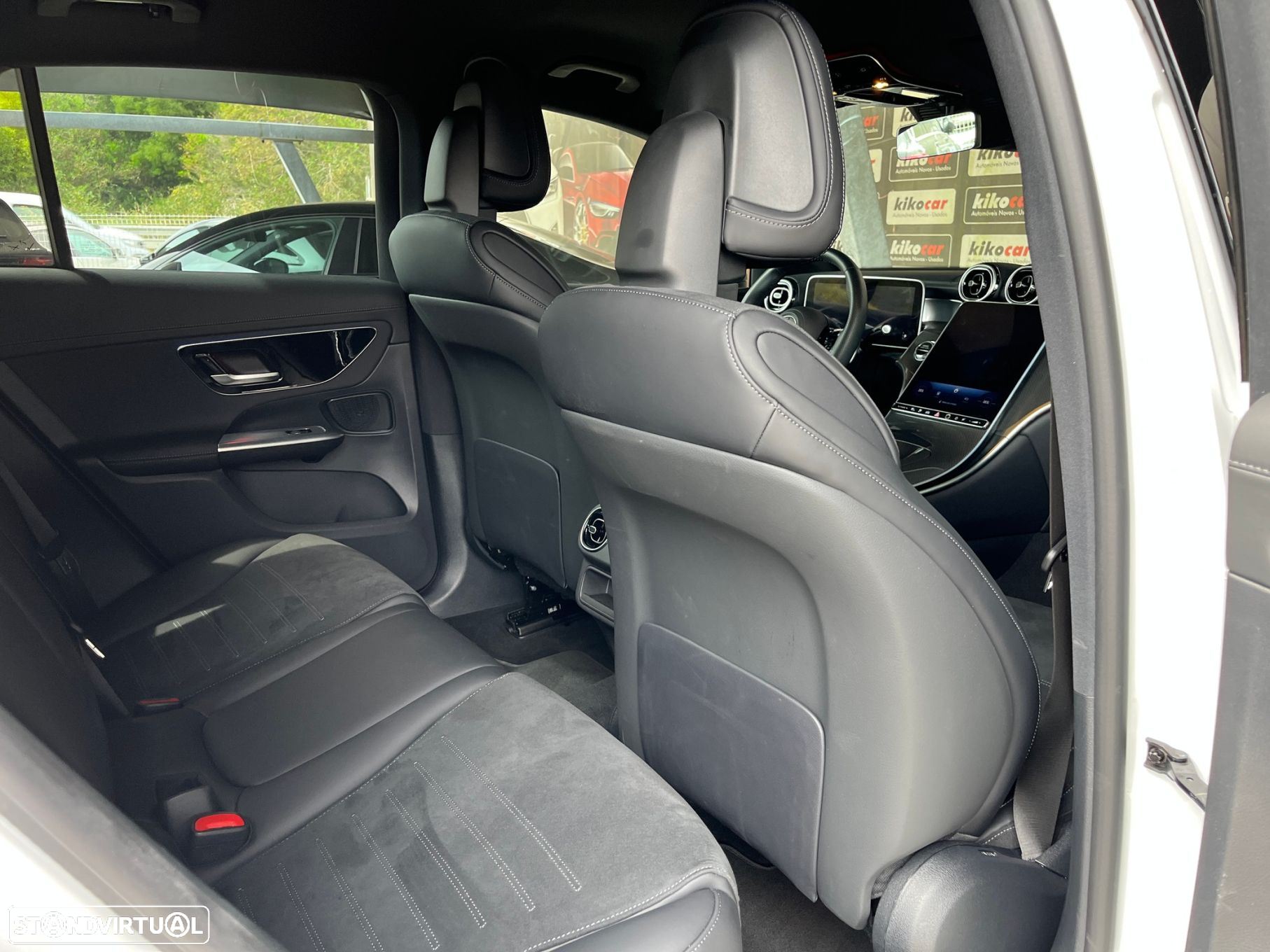Mercedes-Benz GLC 300 de 4Matic - 47