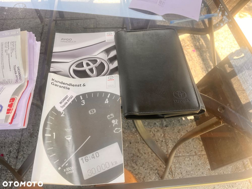Toyota Aygo x-clusiv - 31