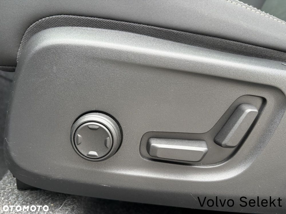 Volvo XC 40 - 11