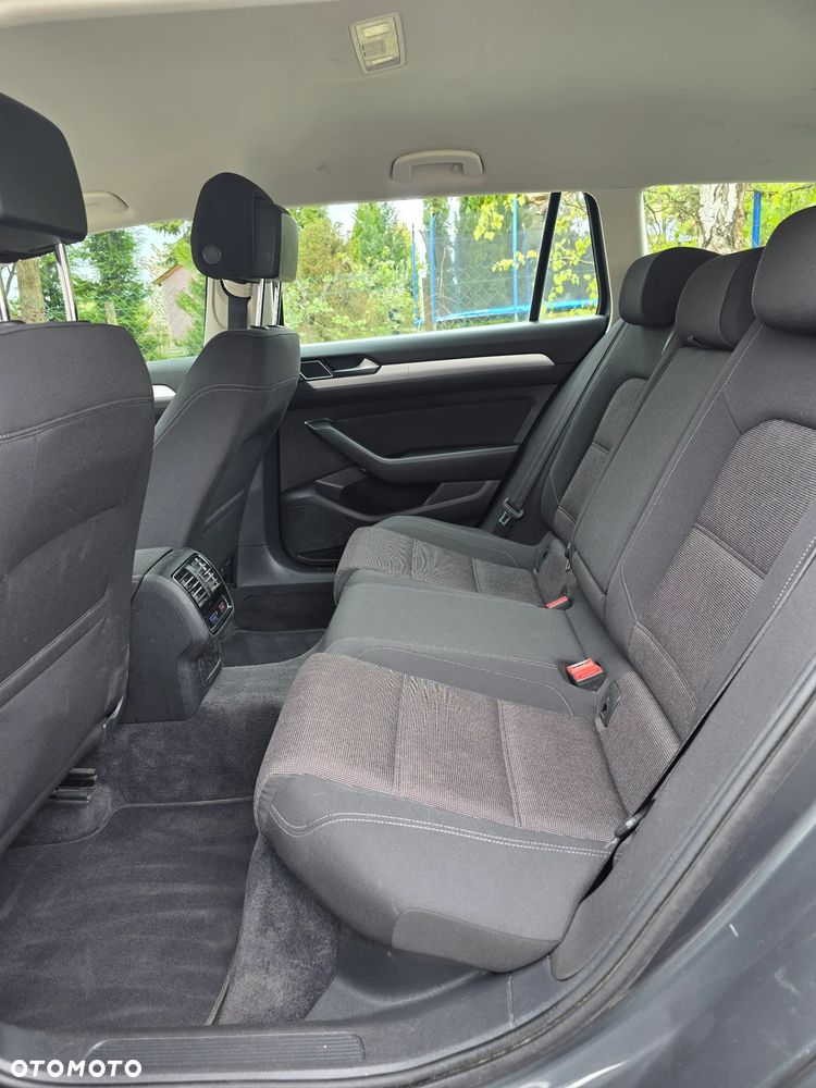 Volkswagen Passat 1.6 TDI (BlueMotion Technology) DSG Comfortline - 32
