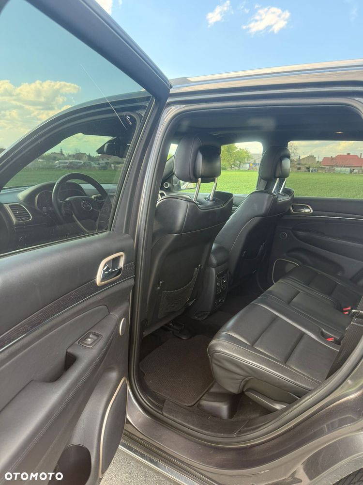 Jeep Grand Cherokee 3.0 CRD Overland Summit - 19