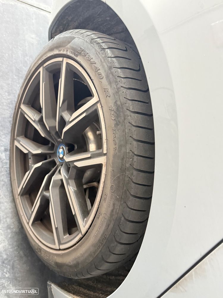 BMW i4 eDrive40 Pack Desportivo M Pro - 4