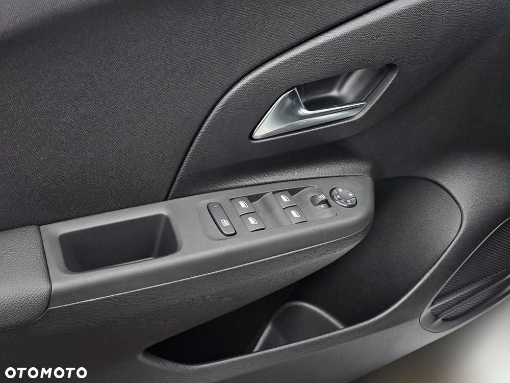 Opel Corsa 1.2 T mHEV GS eDCT - 10