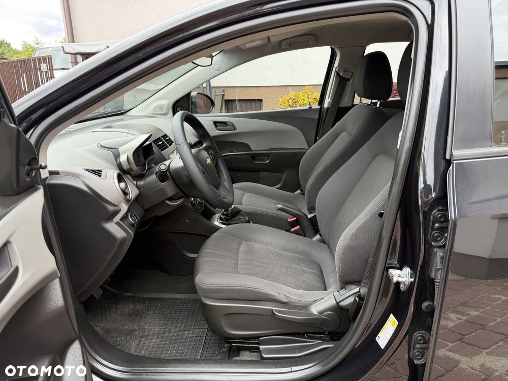 Chevrolet Aveo 1.2 LT+ - 25