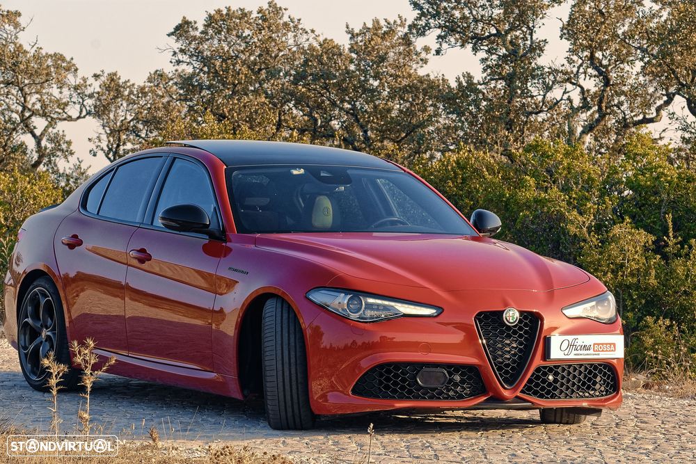 Alfa Romeo Giulia 2.0 T Estrema Q4 AT8 - 5