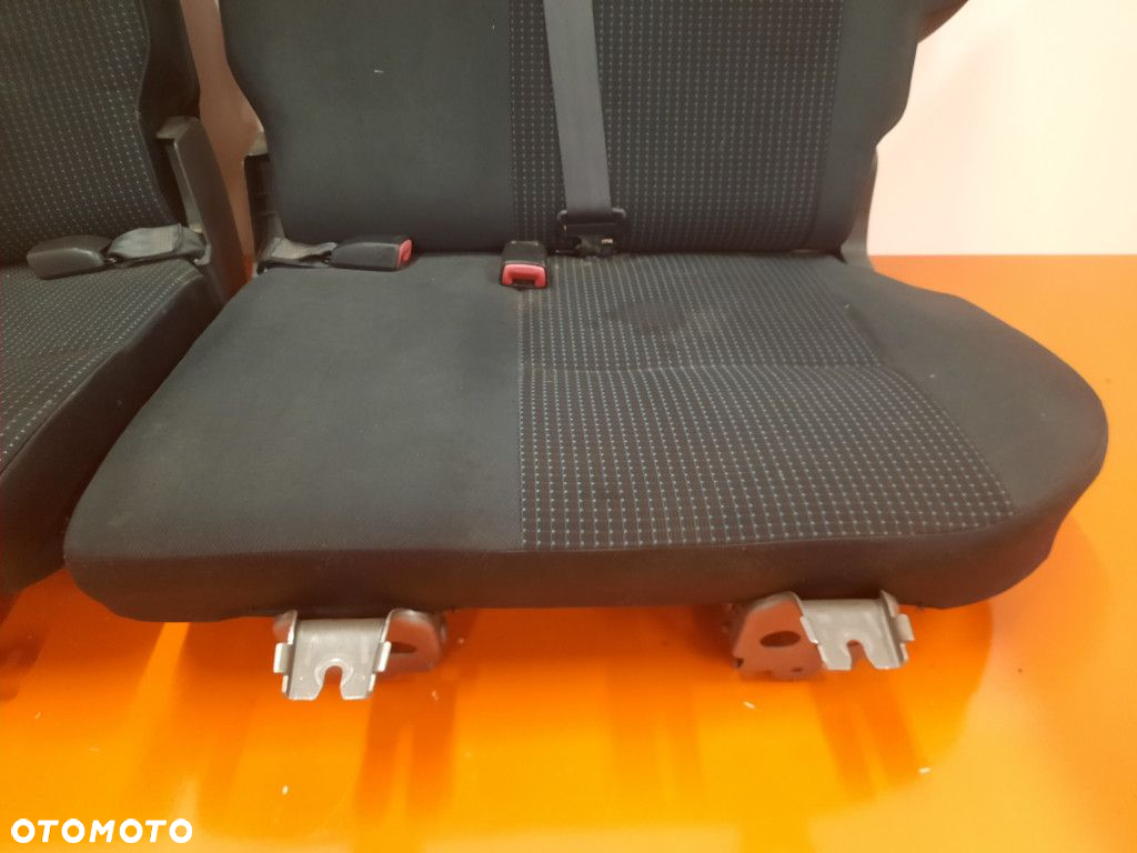 SUZUKI SWIFT 4 MK6 04-10 FOTEL SIEDZISKO KANAPA TYŁ  5D - 5