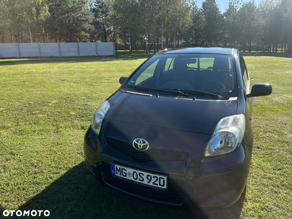 Toyota Yaris - 18