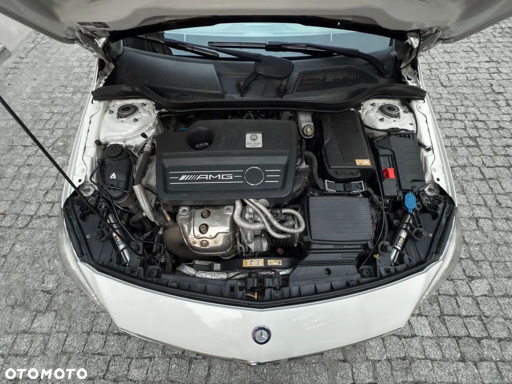 Mercedes-Benz Klasa A 45 AMG 4-Matic - 23