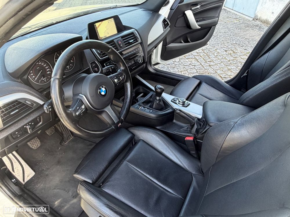 BMW 116 d Pack M - 13