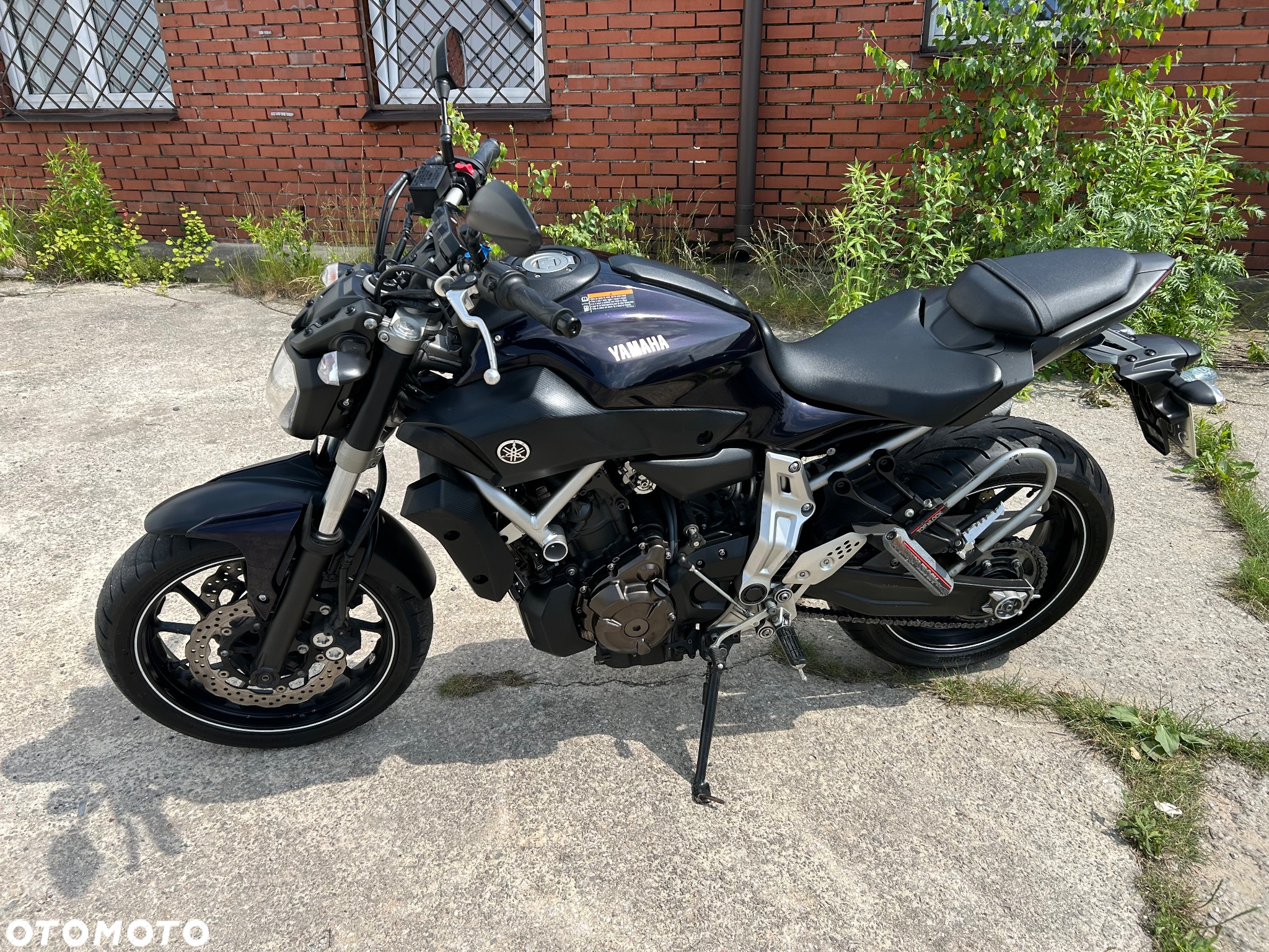 Yamaha MT - 16