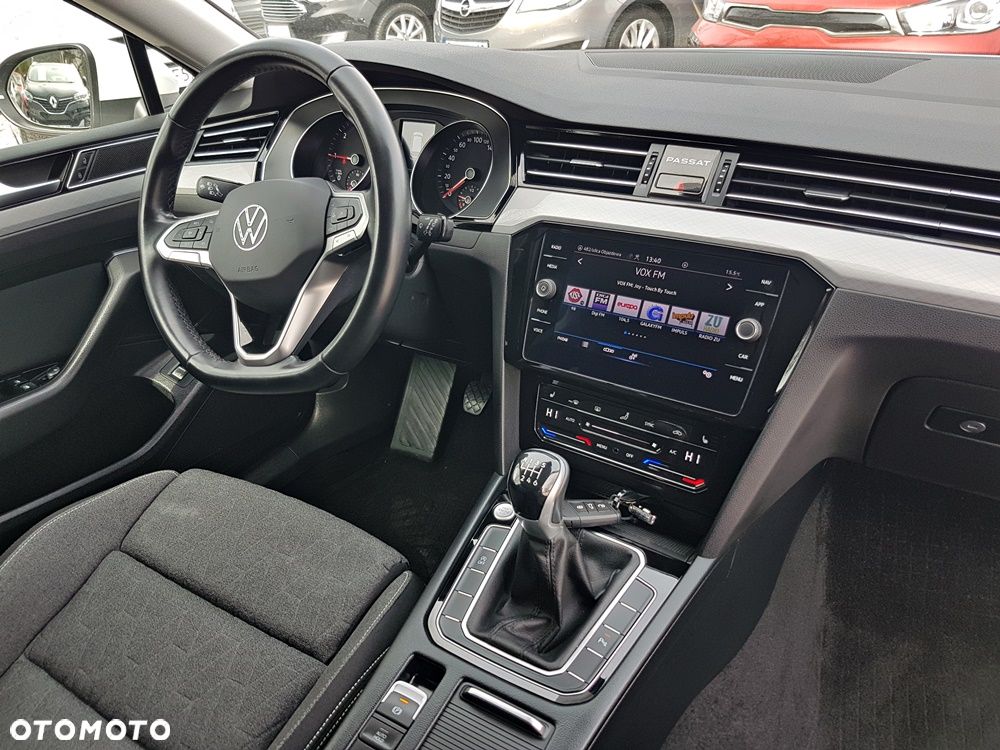 Volkswagen Passat 2.0 TDI EVO Business - 24