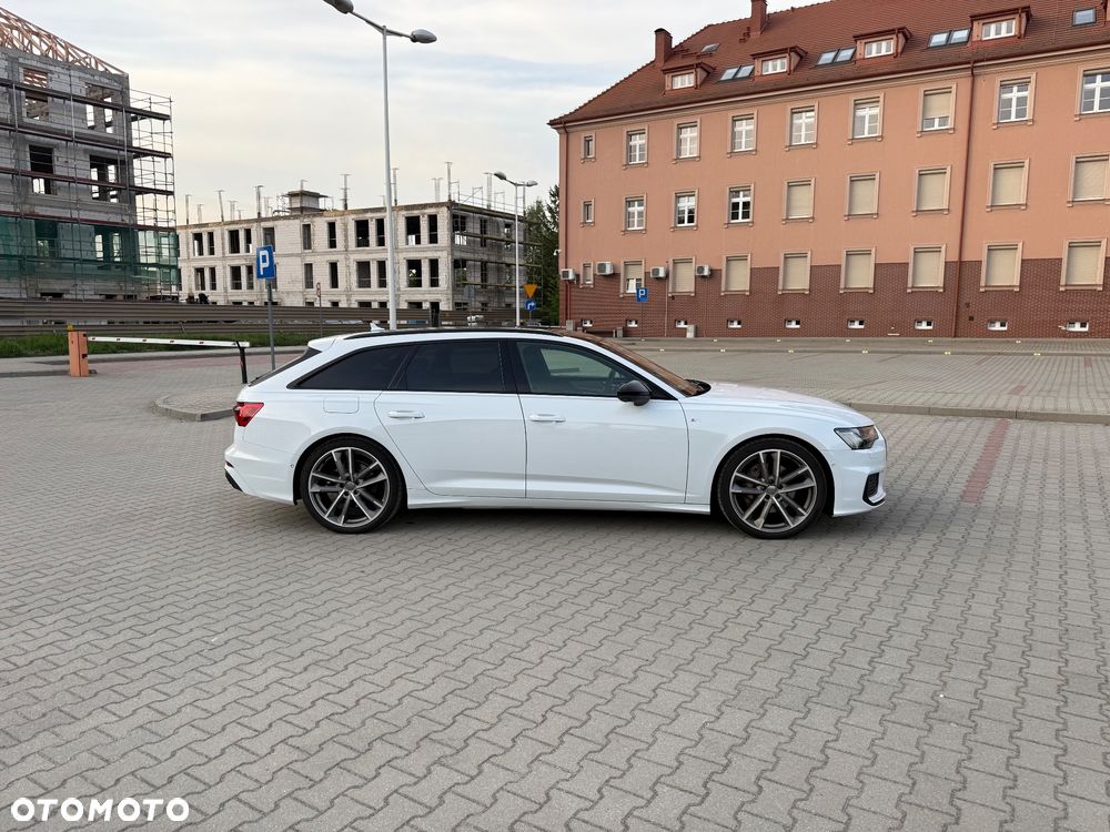 Audi A6 Avant - 11