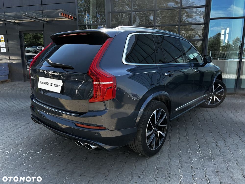 Volvo XC 90 - 8