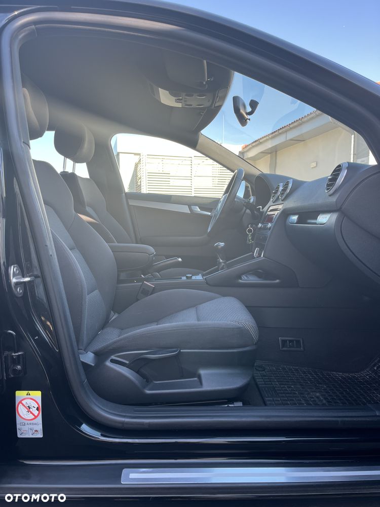 Audi A3 Sportback 1.8 TFSI quattro Attraction - 11