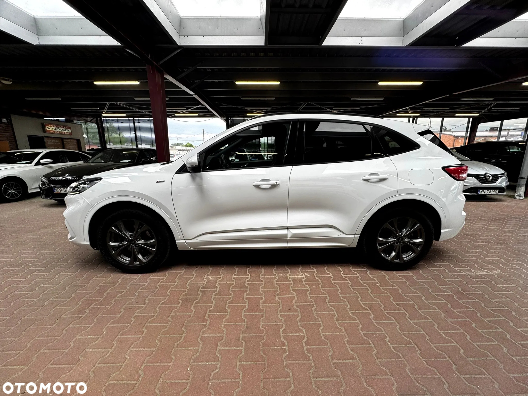 Ford Kuga 1.5 EcoBoost FWD ST-Line X - 4