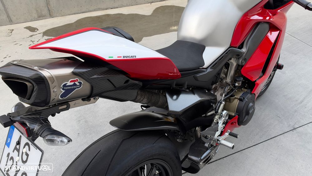 Ducati Panigale V4 Base - 7