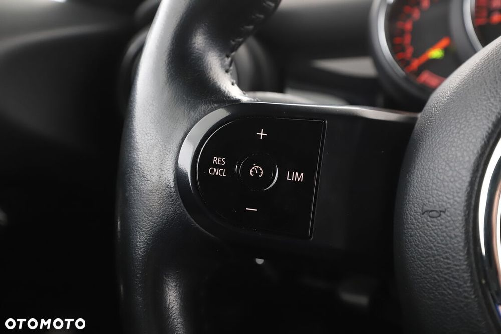 MINI Cooper Classic Trim - 15